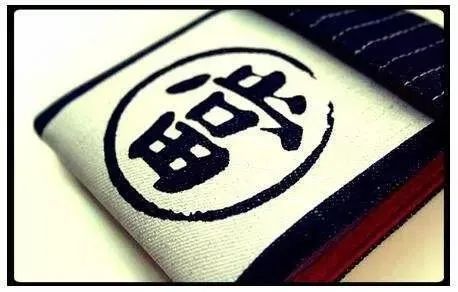 揭开这张“画皮”，从此不上高利贷的当