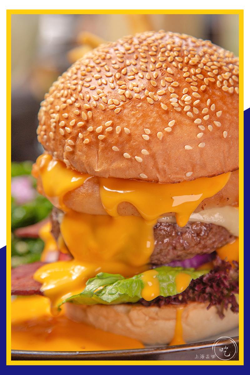 两个双层芝士堡,经典芝士双层堡