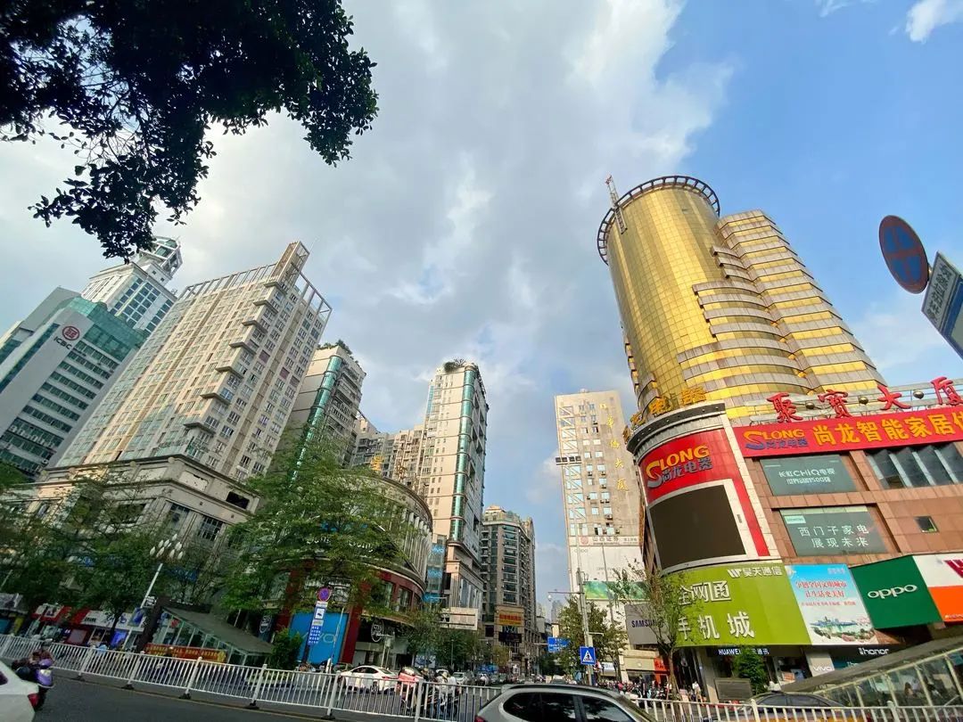 逛吃游玩的城市,城中区地标建筑推荐