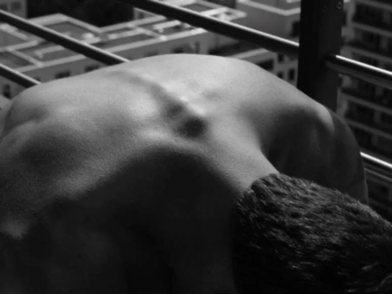 男人的荷尔蒙表现在哪方面,男人的荷尔蒙怎么说通俗一点