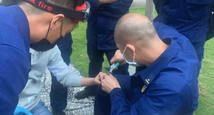 宝格丽18k金机械男表试戴,朋友的婚戒别乱戴