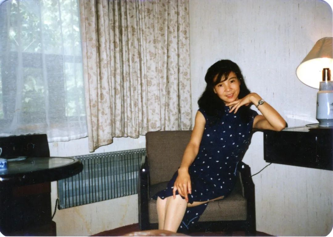 「建议收藏」看了20多块墓碑,才明白这个世界如此凄美