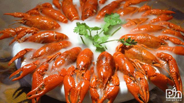 36000方!杭州城西这家社区mall,80%是烟火气小馆!100块吃8个经典老菜,还有思聪打卡店