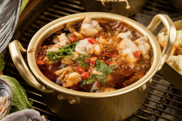 36000方!杭州城西这家社区mall,80%是烟火气小馆!100块吃8个经典老菜,还有思聪打卡店