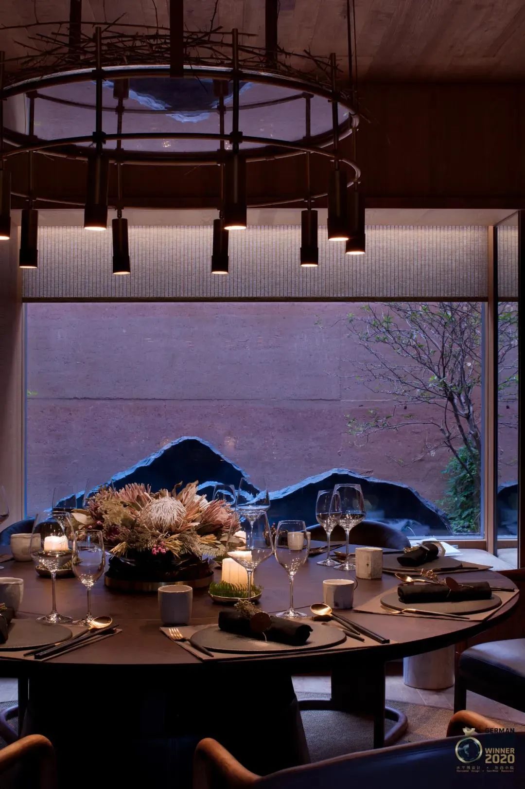 人均1280的餐厅,人均120的砂锅店