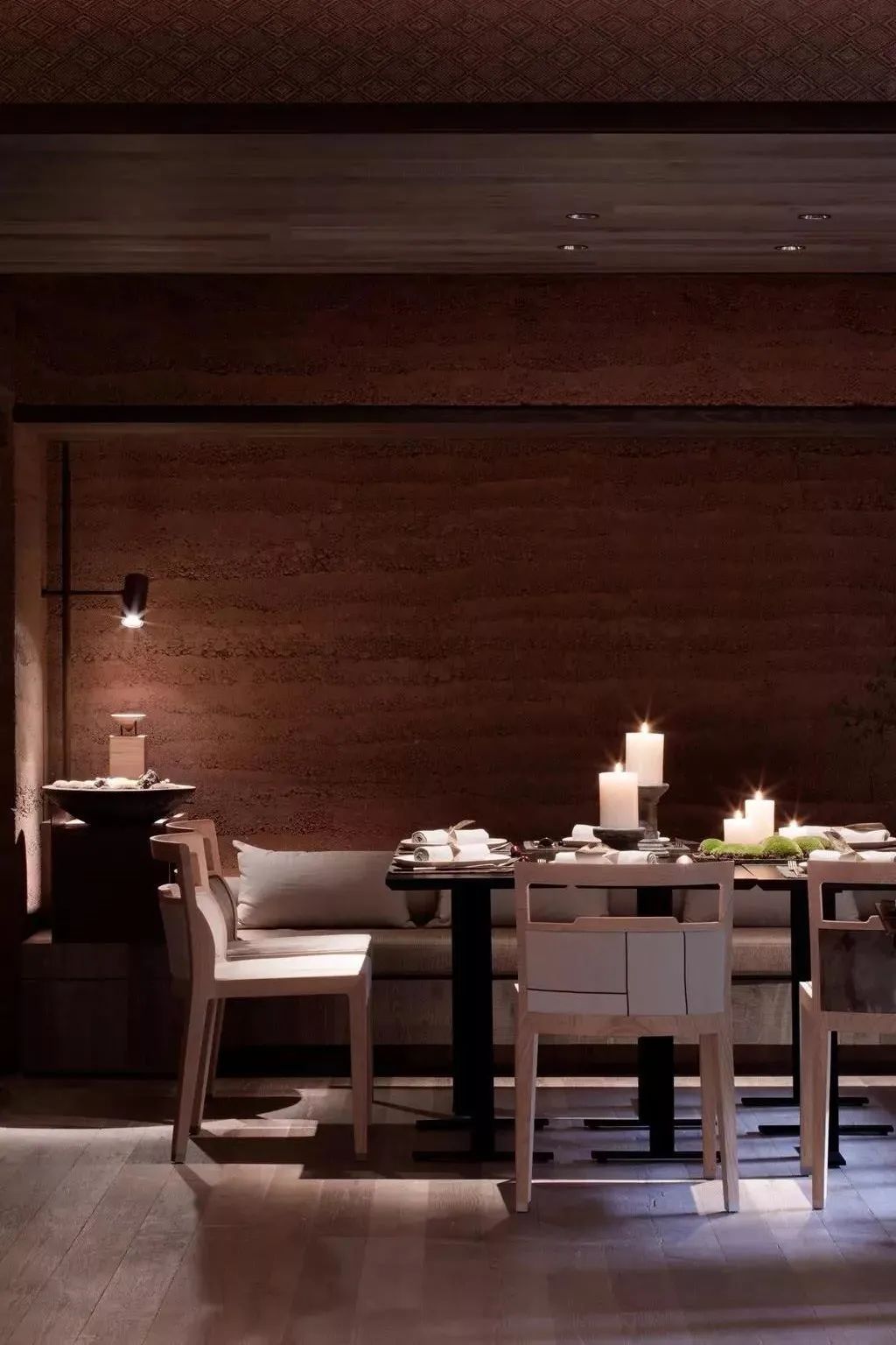 人均1280的餐厅,人均120的砂锅店