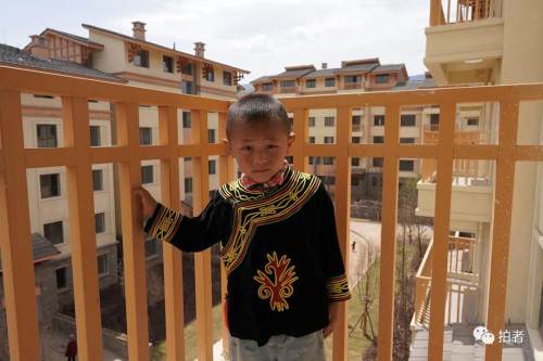 走下悬崖村的孩子：新家是我去过最远的地方