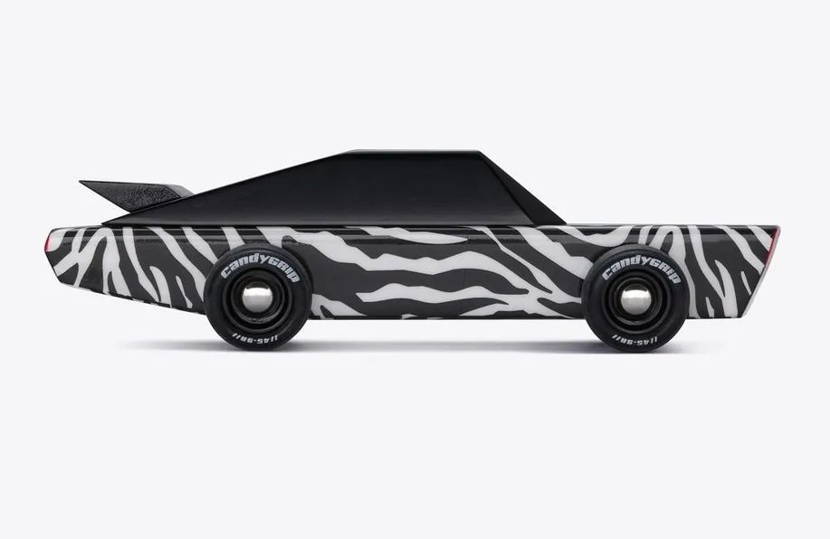 看完这篇，你会发现Kylie三万块的CHANEL网球拍根本不算什么……