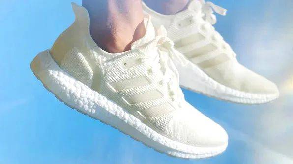 要跑赢全世界240亿双鞋子，他们凭什么？