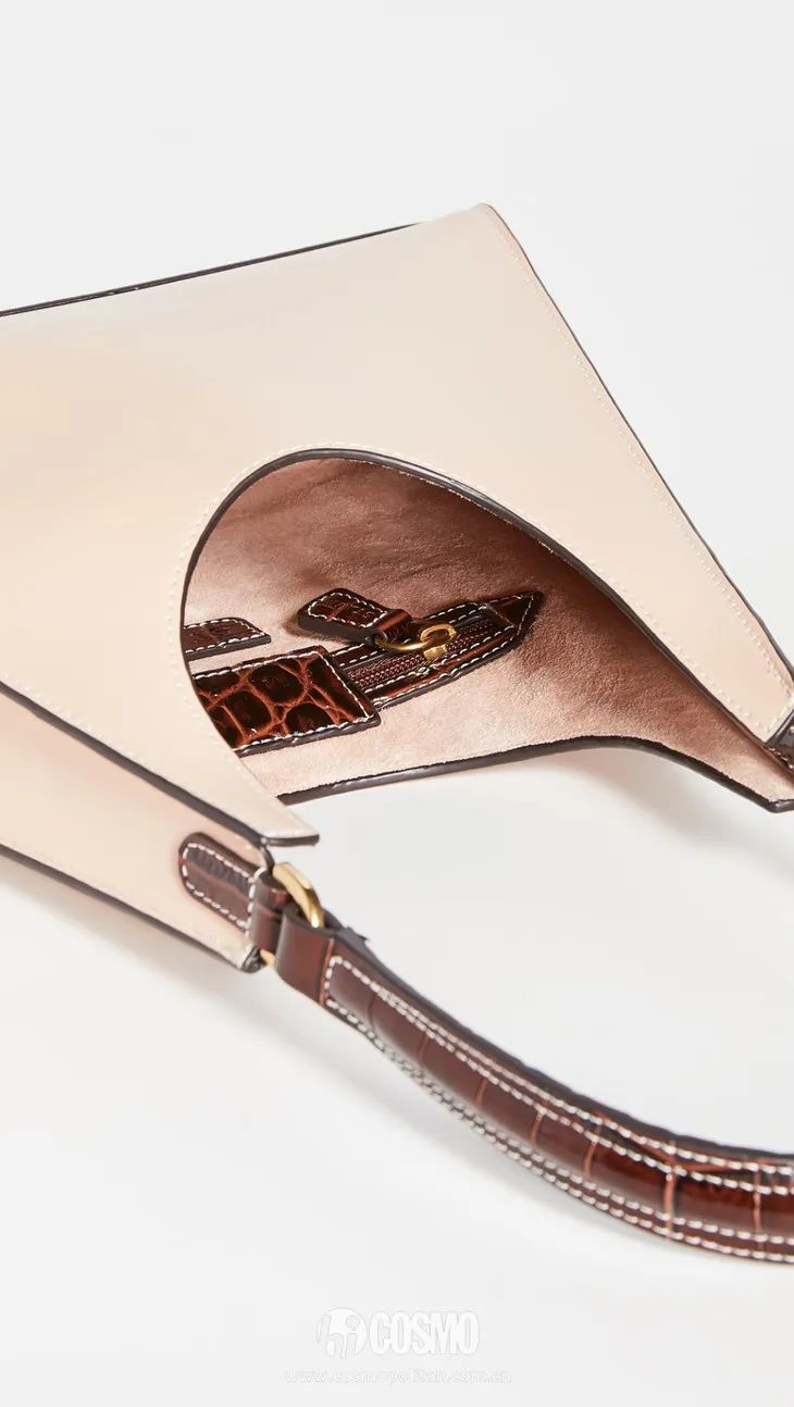 杨采钰度假拎的独家小众包,我可以