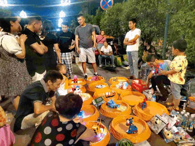 最强摆地摊攻略,最强地摊