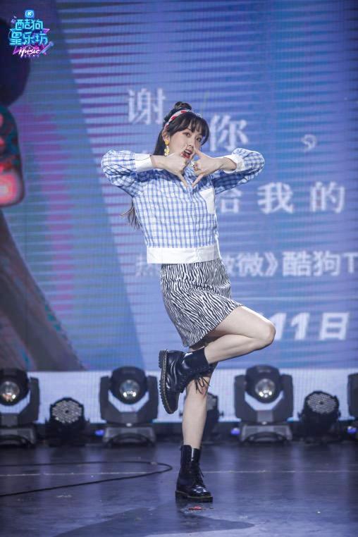 婧妹傅如乔惊喜登陆《酷狗星乐坊》献声爆曲《微微》独家live版