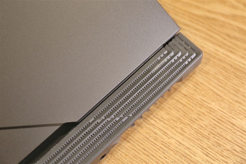 rog枪神4plus对比魔霸新锐,rog笔记本枪神4plus开箱