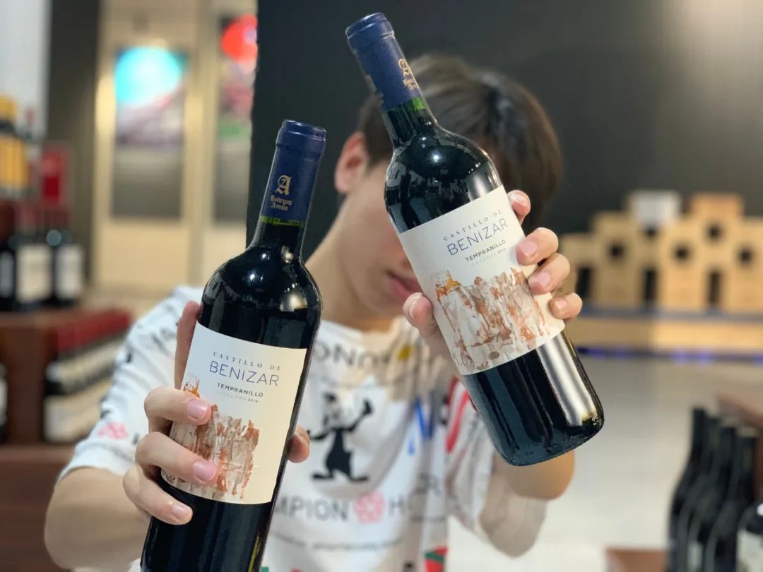 618！青白江惊现“护肤达人”小哥哥！