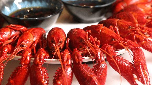 香辣龙虾和蒜蓉龙虾,香辣龙虾的正宗做法打包