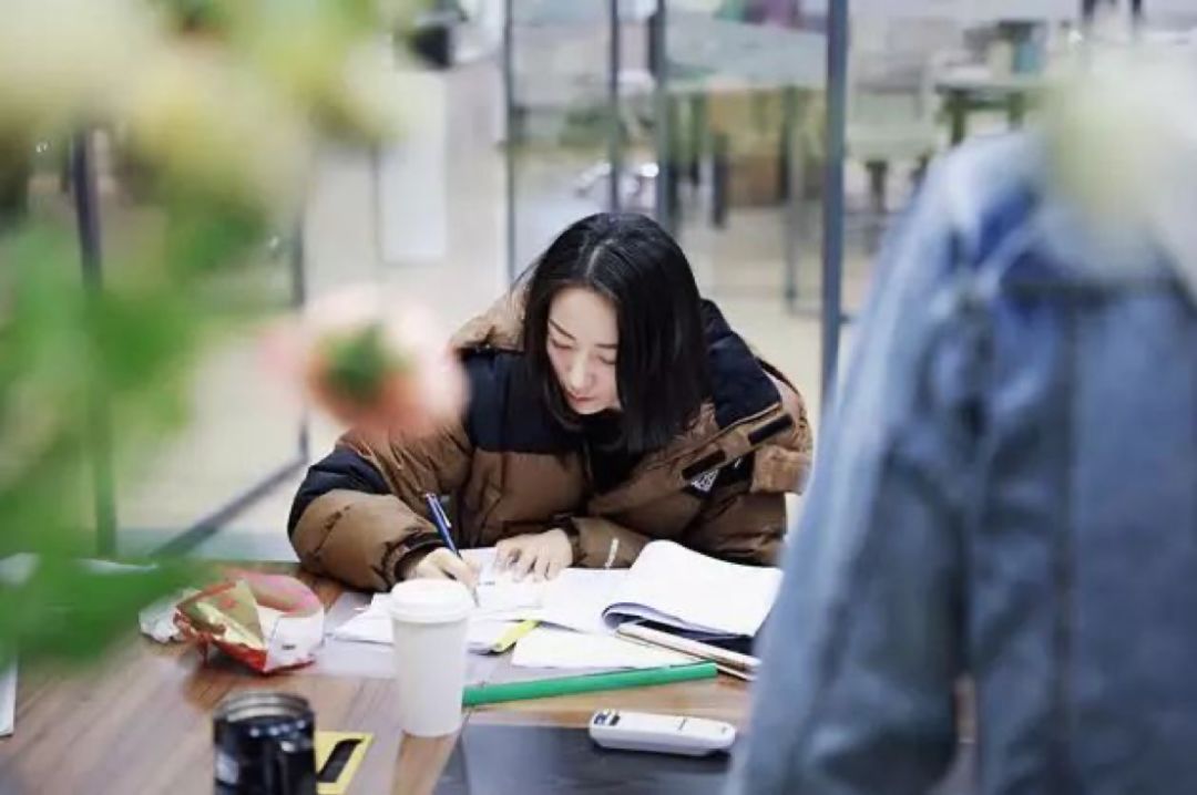 她在娱乐圈里风生水起,她在娱乐圈一股清流