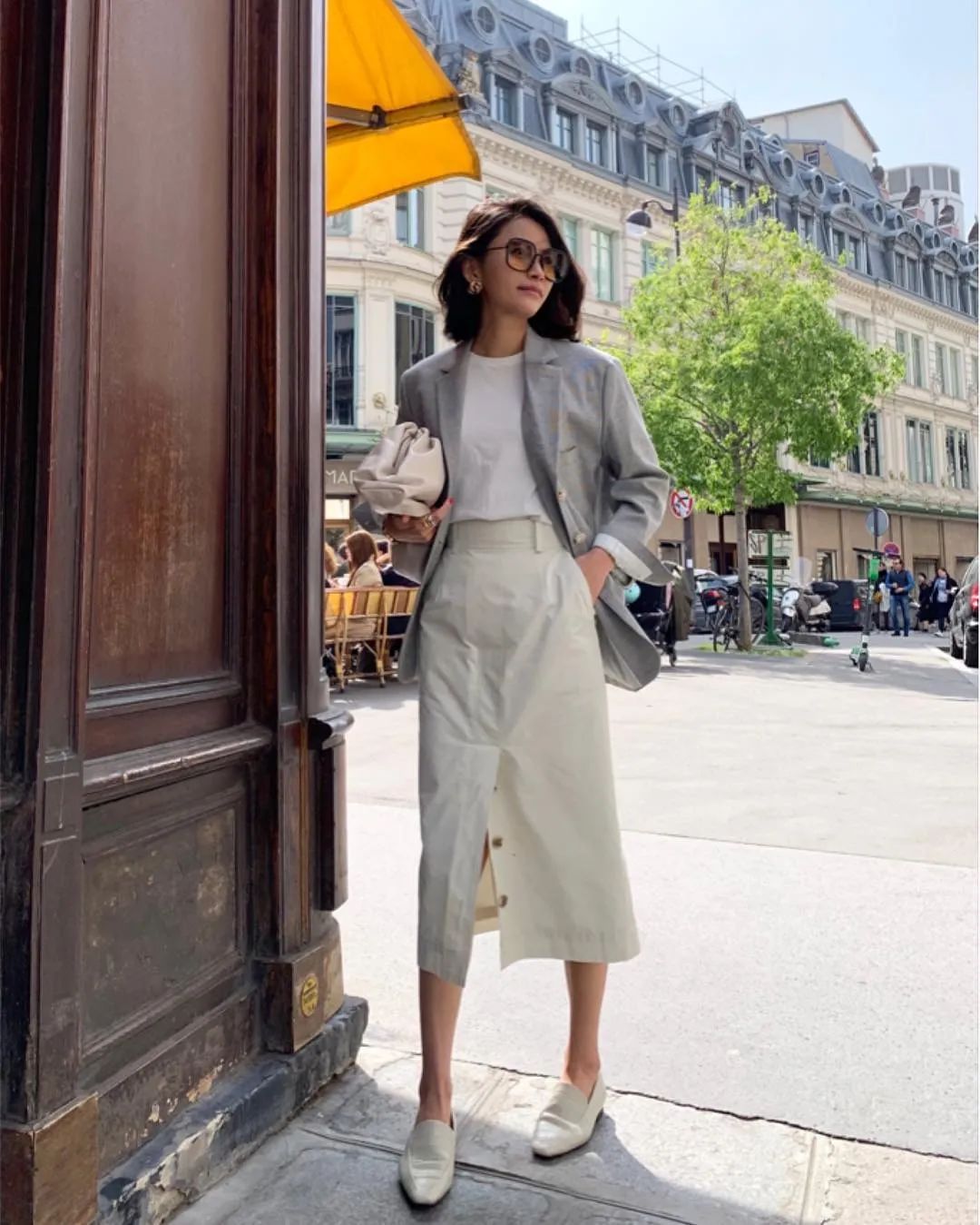 买了100双鞋,买了双500的鞋子