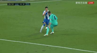 怎么用脚快速撂倒对方,怎样快速用脚撂倒他人