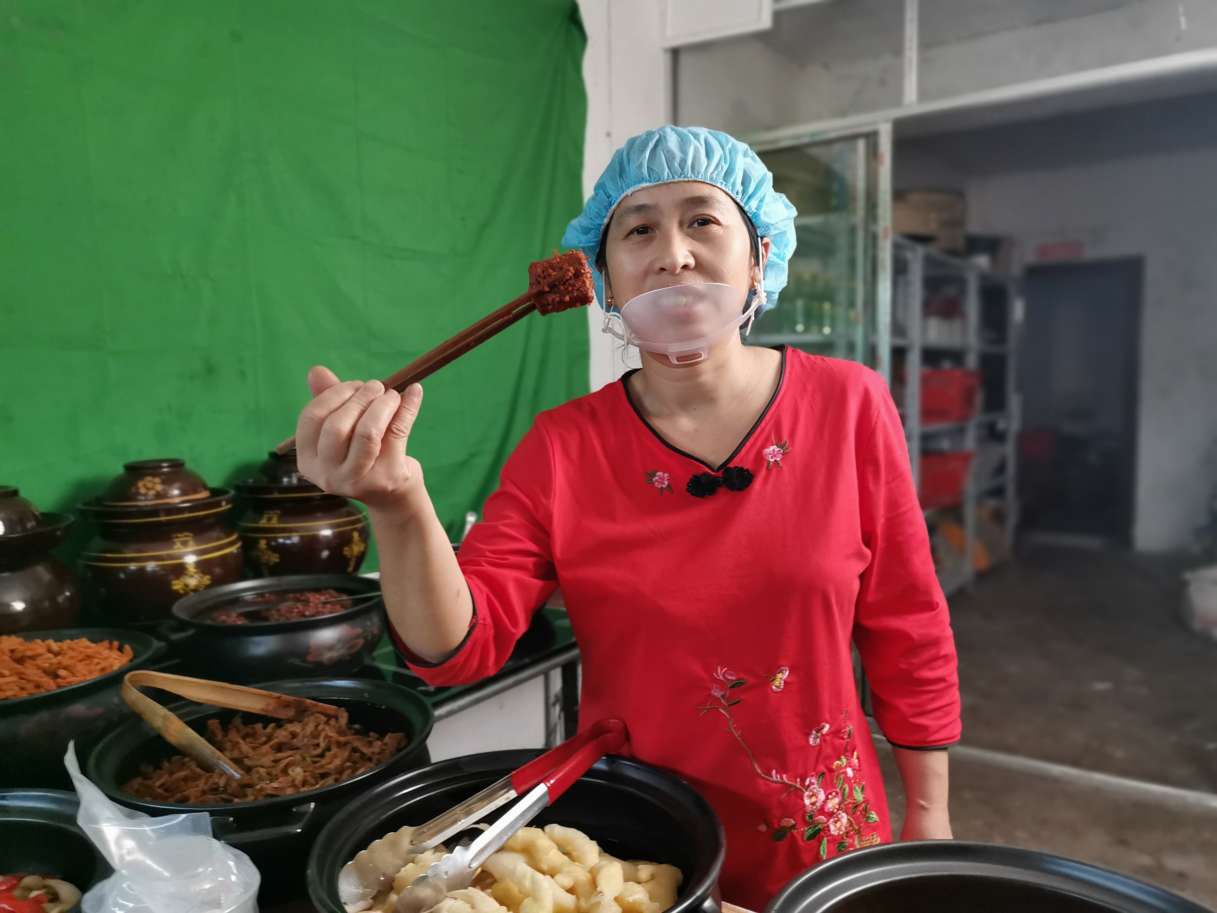 关注｜忠县：甜蜜触“电”助力“云”就业——互联网经济下的“村播”进化之路