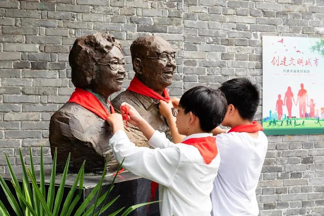 中国*产党共**建*党**99周年，各地少先队员们这样表达祝贺