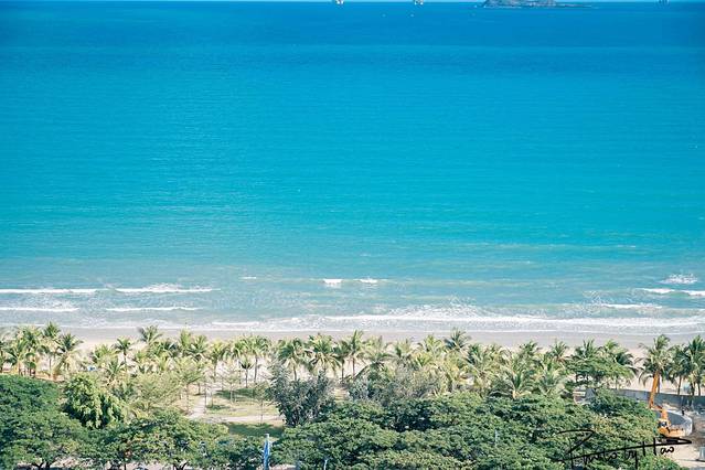 涓変簹椋炶秺鍏夊勾,涓変簹鐩涘鏃跺厜