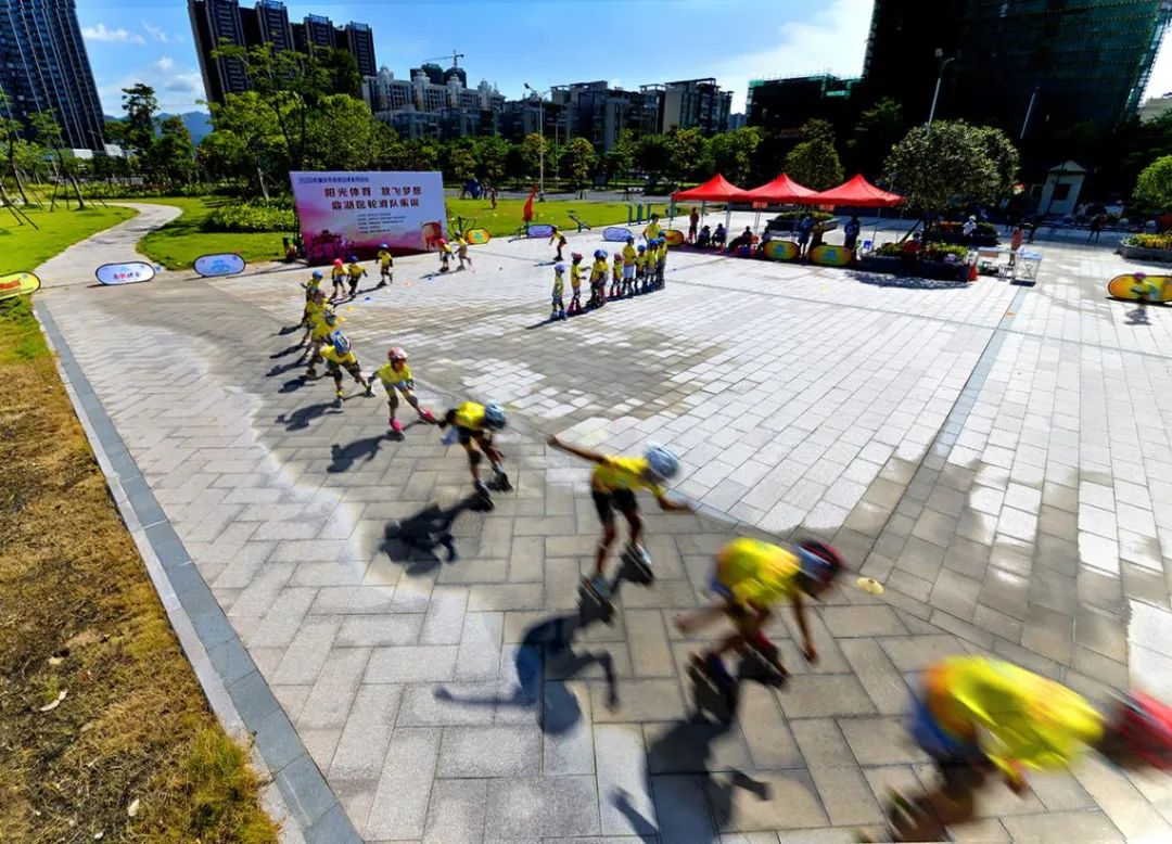 全民健身广场舞动起来视频,开心健身广场舞幸福跳起来