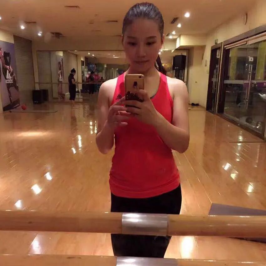 直面疫情，健身房女老板做起了“卖虾姑娘”