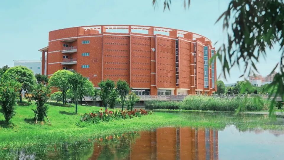 校园武汉商学院,你知道武汉商学院么