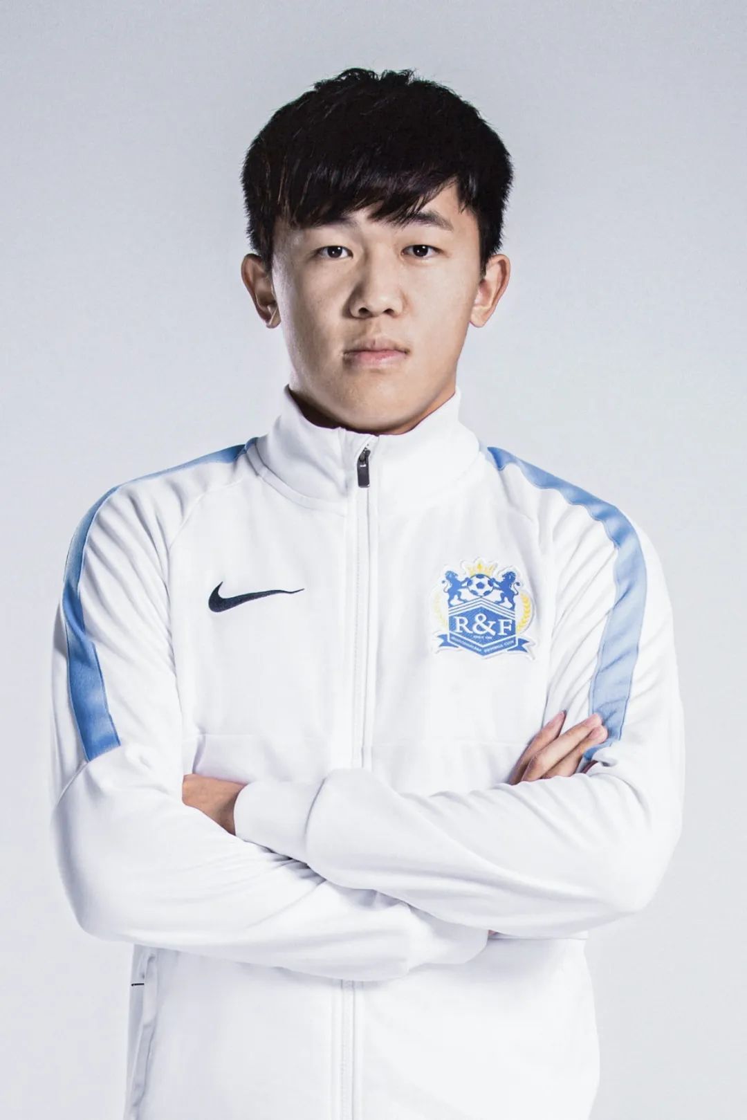 我们的全家福来啦!还有帅气的定妆照