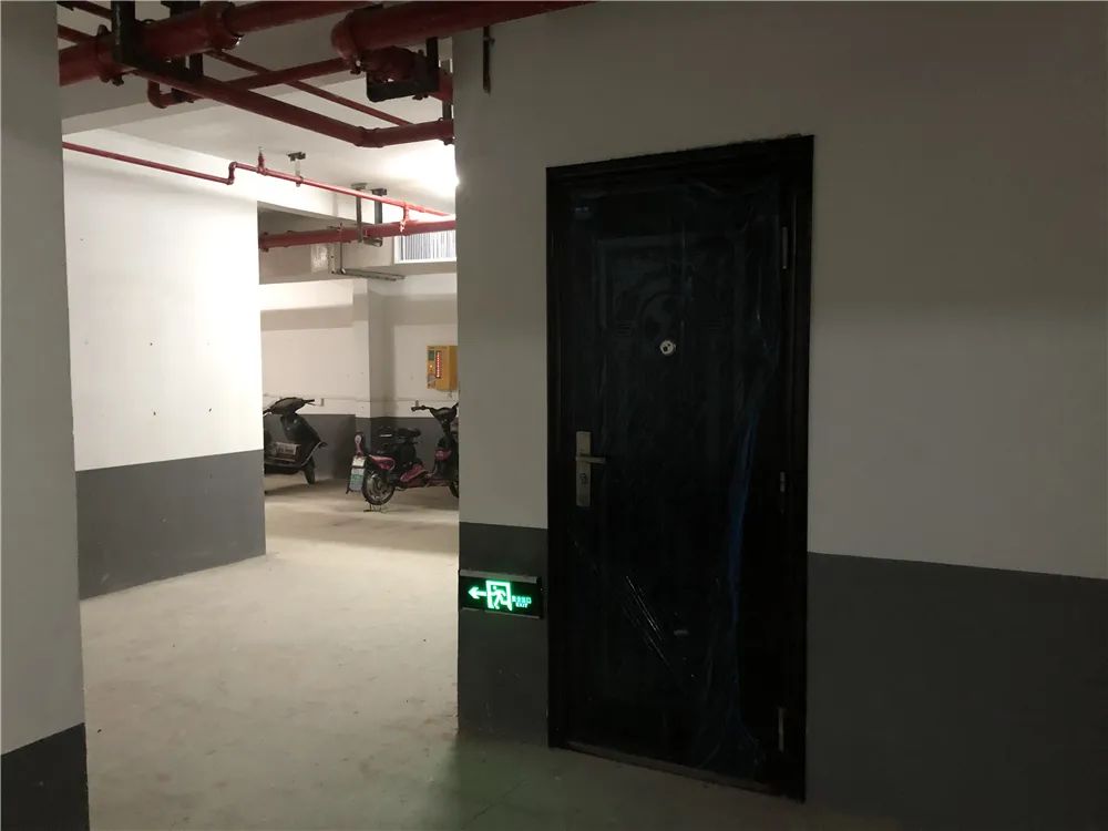 双学区，地铁近，配套全，这个网红小区交付两年却仅涨4000元/㎡