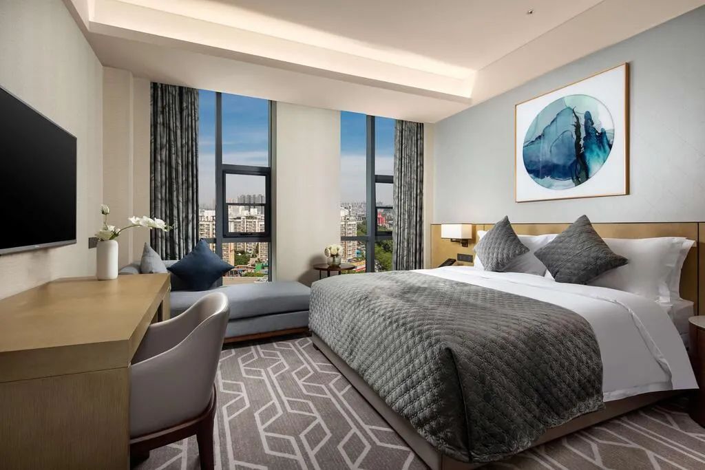 高颜值艾美、地标君悦、洲际等爆款来袭，雅高携莱佛士、索菲特传奇加码大促