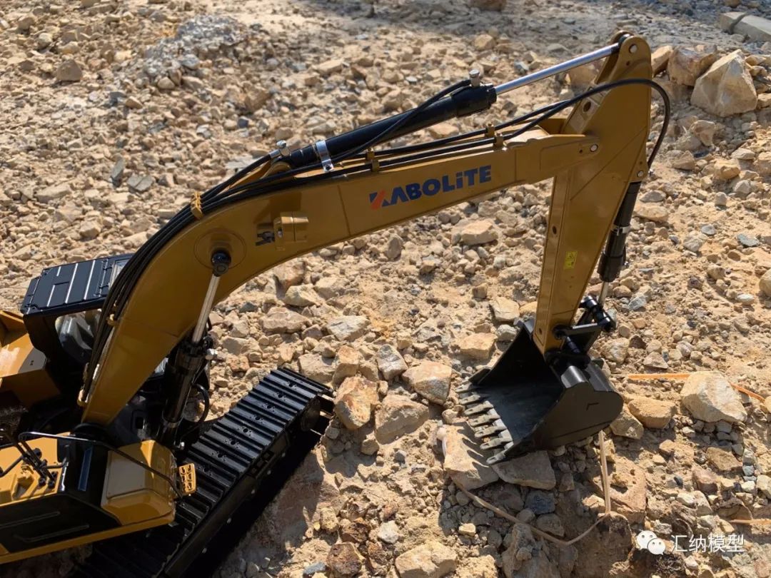 这个澄海产模型，定价7998