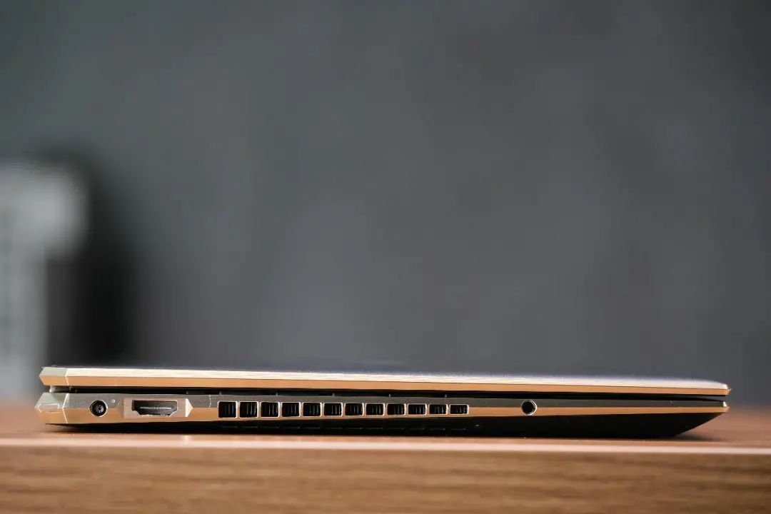 惠普spectrex36015测评,惠普spectrex360二合一功能