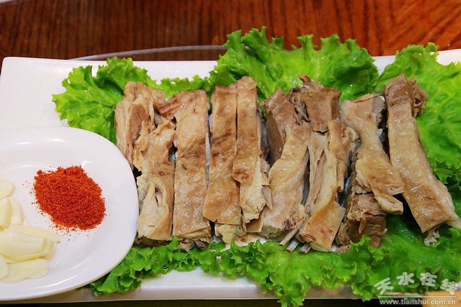 天水在线主播萌萌带你逛吃逛喝（第七集）｜伊香蘭餐厅