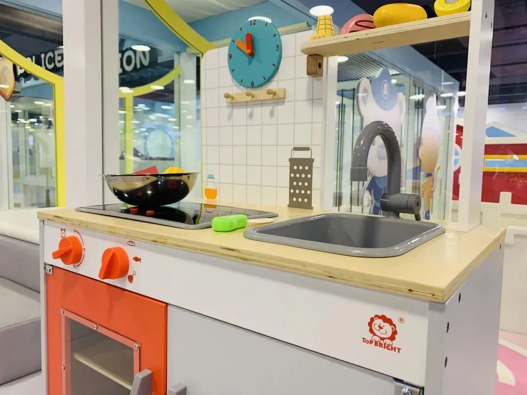 万达宝贝王乐园亲子活动,让胡路宝贝王团购