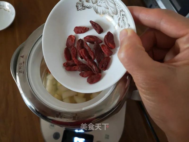 一碗梨汤,秋燥来做一个小吊梨汤