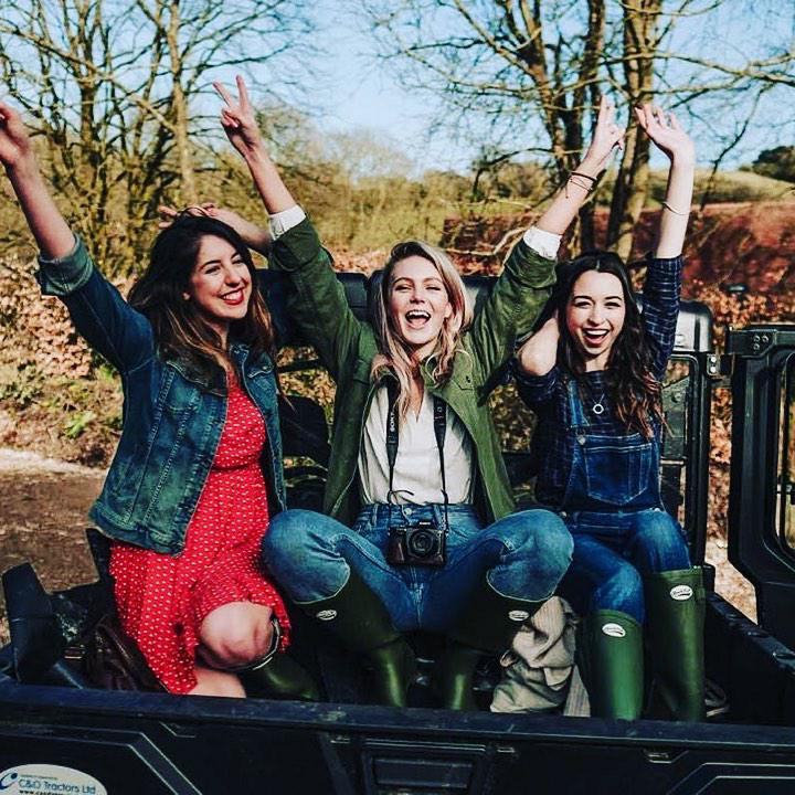 《姐姐》到四公，姐姐们已成专业运动鞋鉴赏团