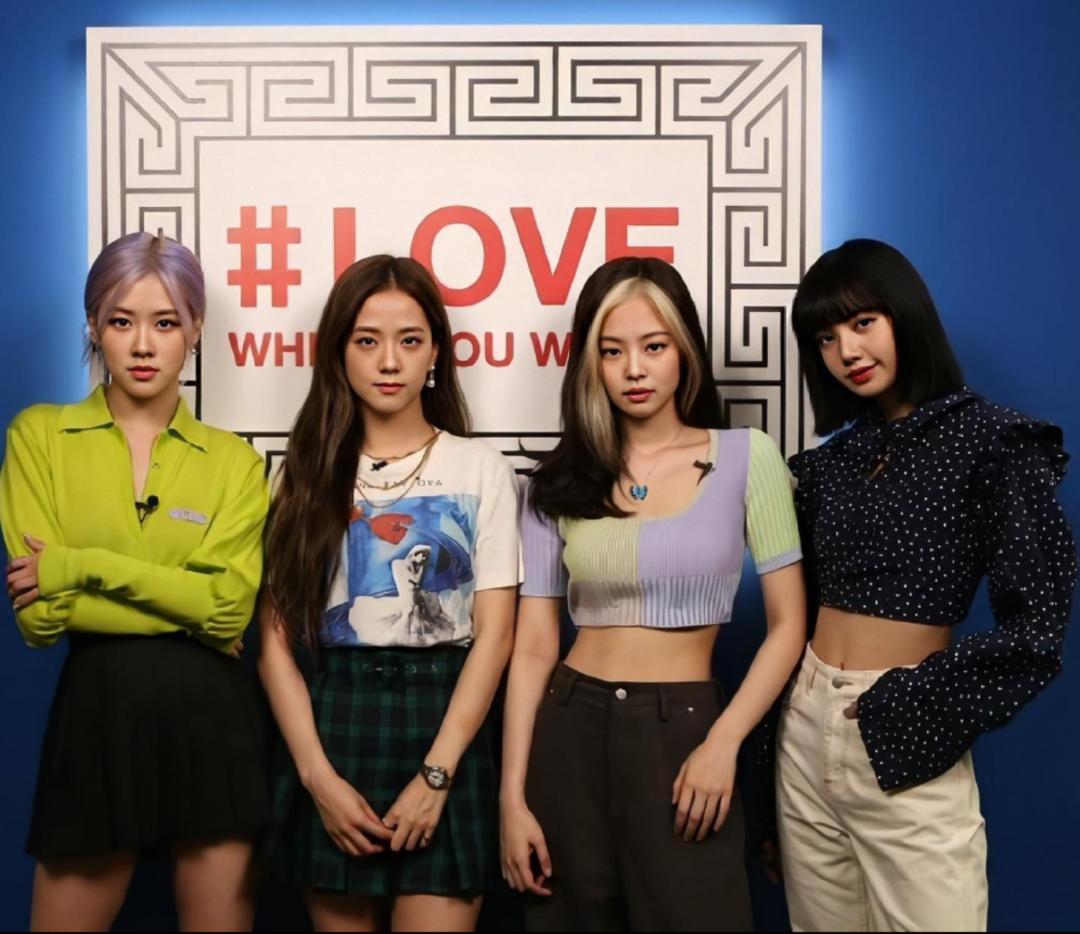 夏天可以穿针织吗,谁说夏季不能穿套装