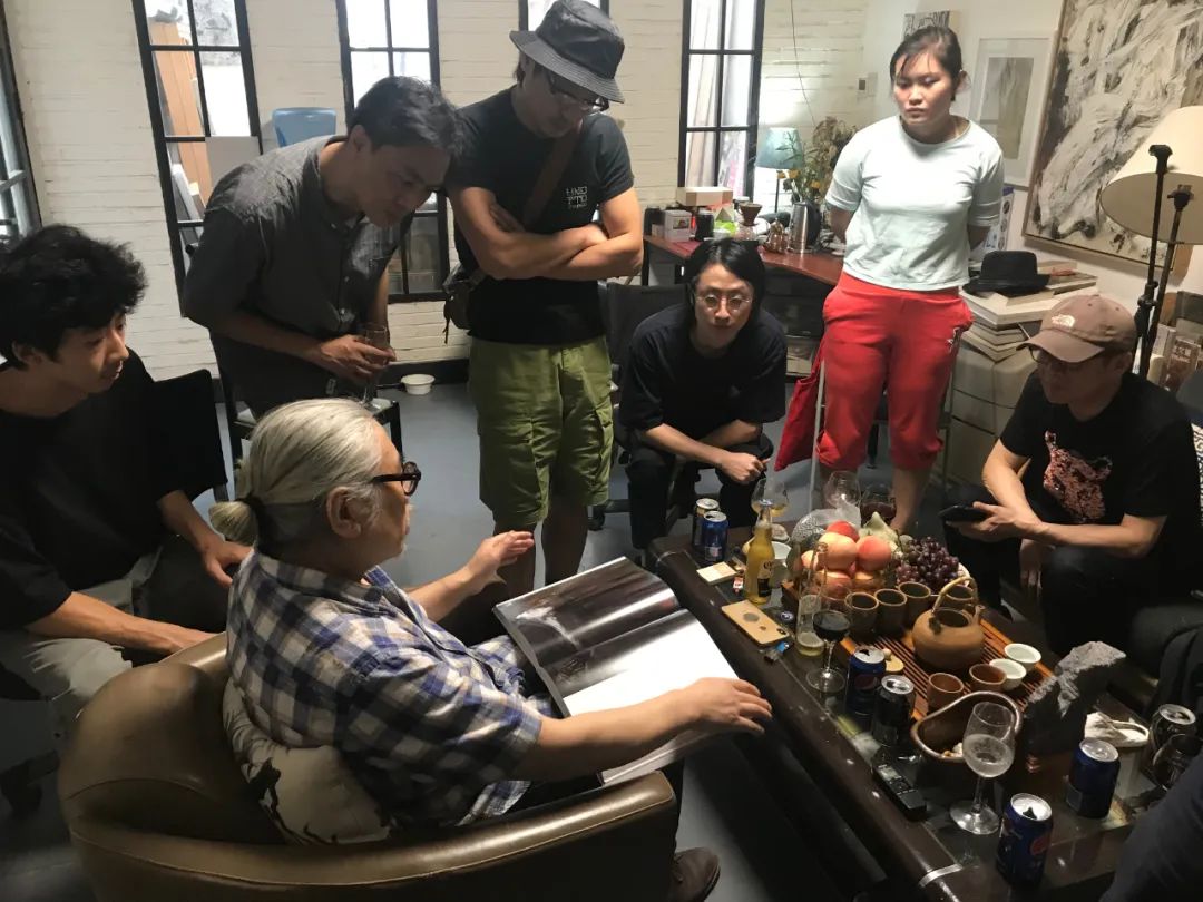 第一届“央美抽象高研班”即将启动|部分入选学员赴孟禄丁等导师工作室参观访问