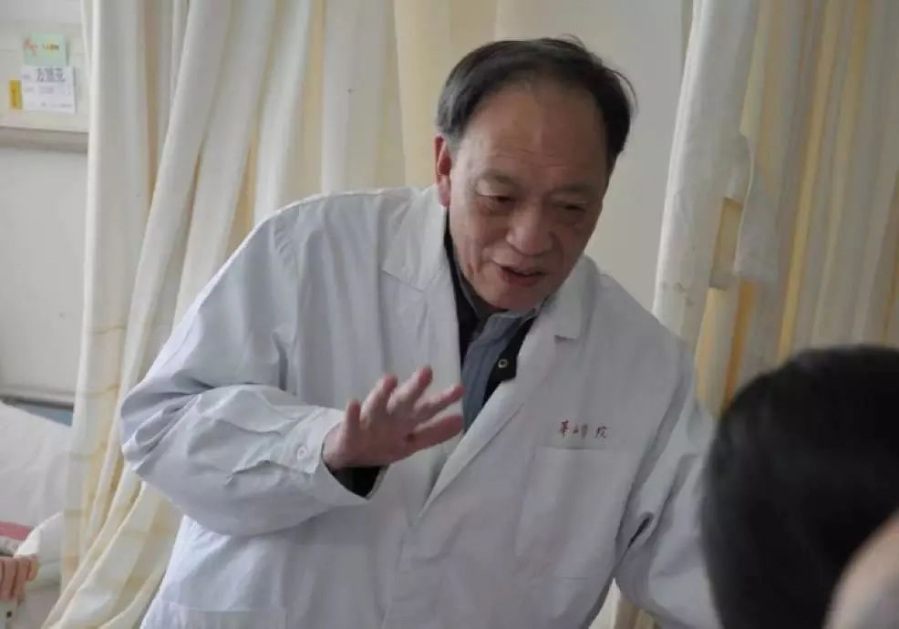 51岁老刘臀部包块不断长大,华山感染专家:是非洲来的“偷渡客”