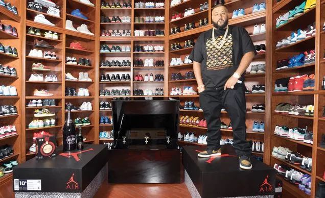 侃爷aj联名款,侃爷穿yeezy篮球鞋