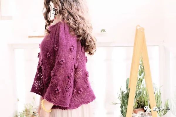 马海毛镂空套头衫编织,圆领长袖晕染彩绘马海毛套头衫