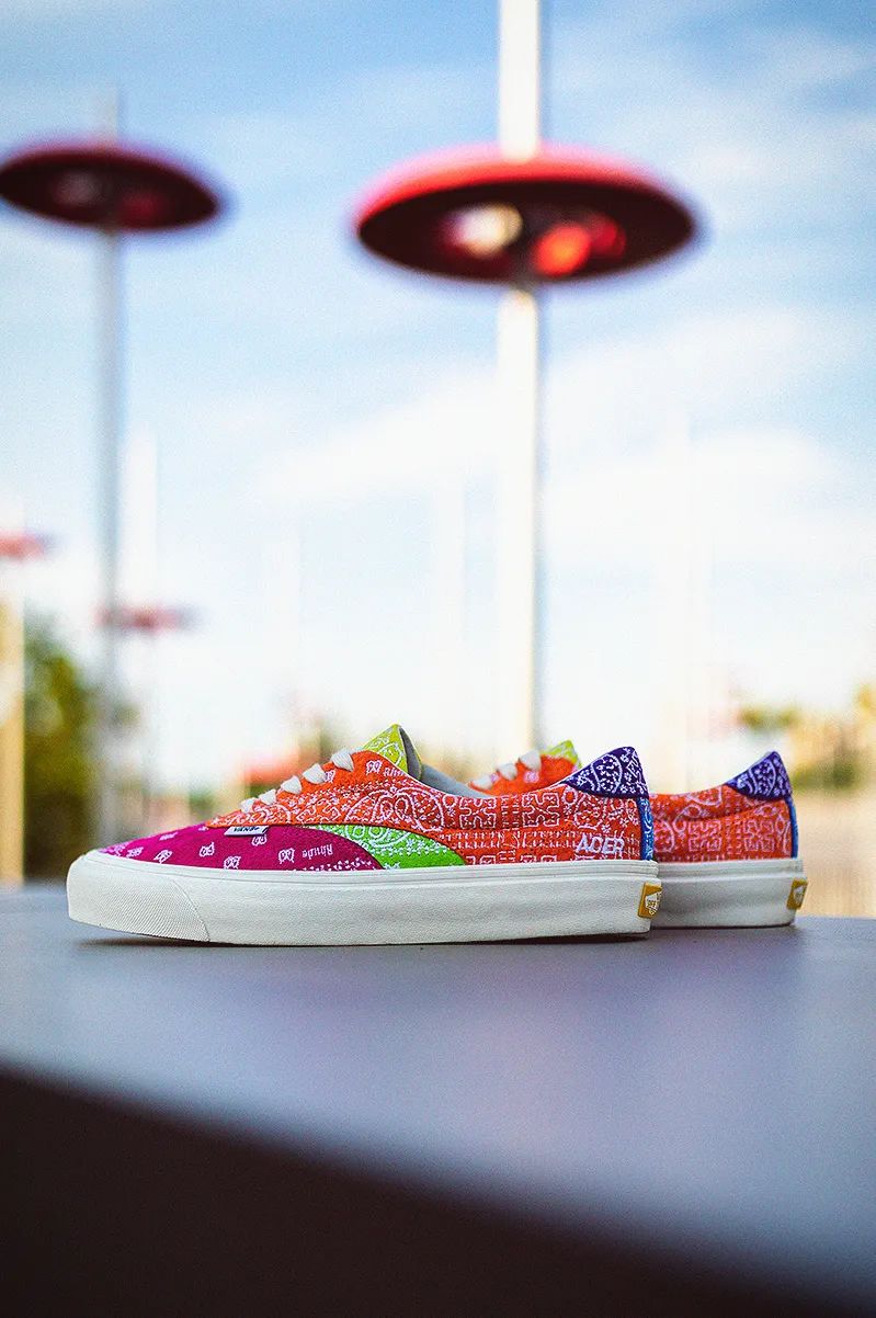 预售小三千！RHUDExVans腰果花开箱！入手方式仅在...