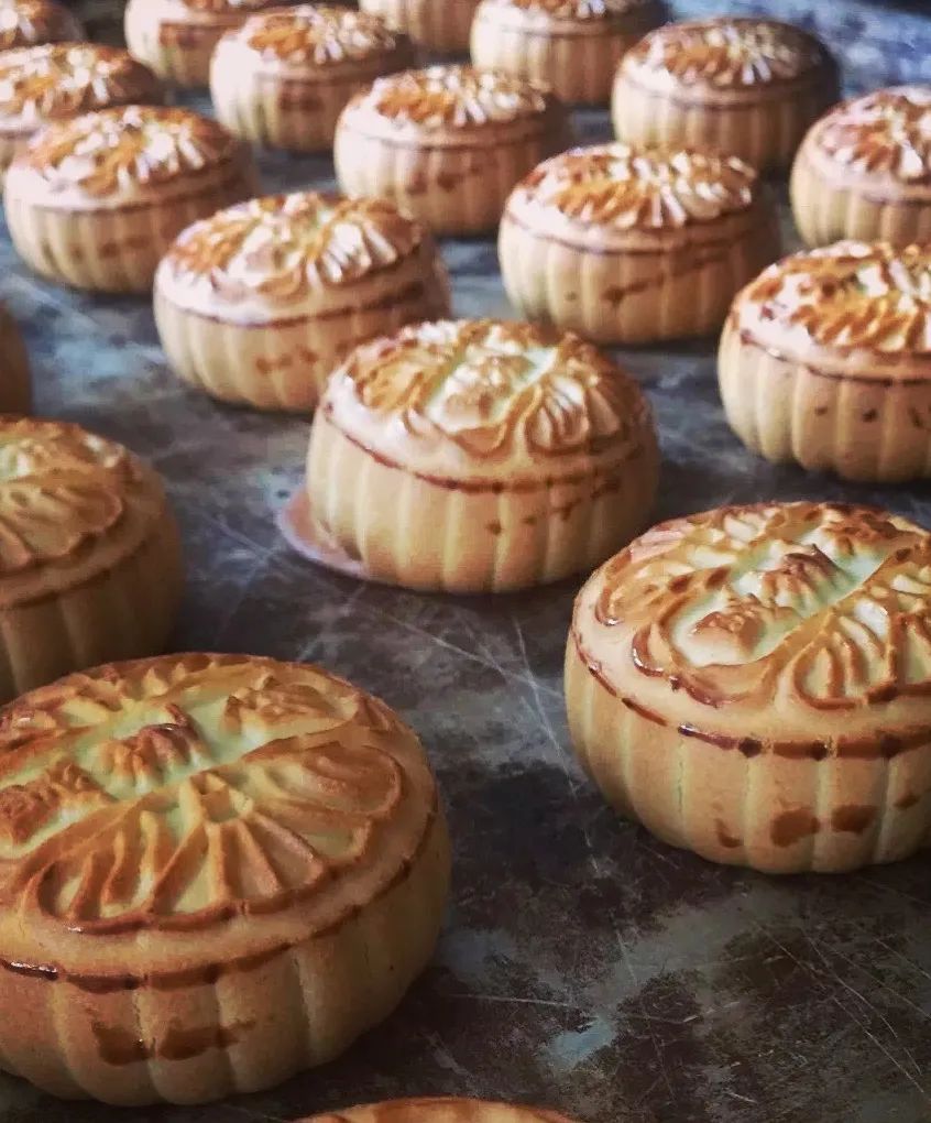 天津人通宵排队也要吃的月饼 (天津最牛老味月饼)