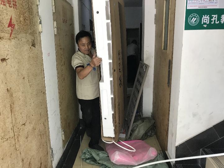 迷路了怎么瞬移回家,如何正确通过四岔路口非机动车