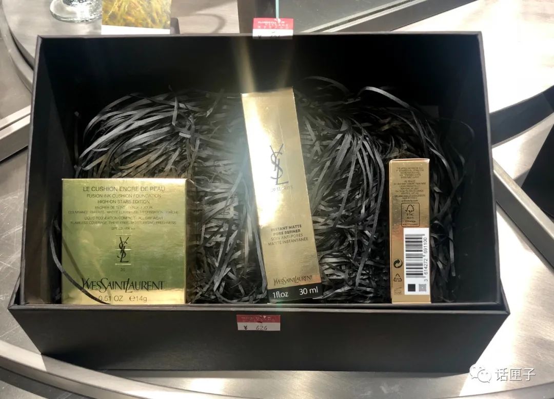 南京路步行街“百世新”组合出道,佛罗伦萨小镇五城联动,买买买不停