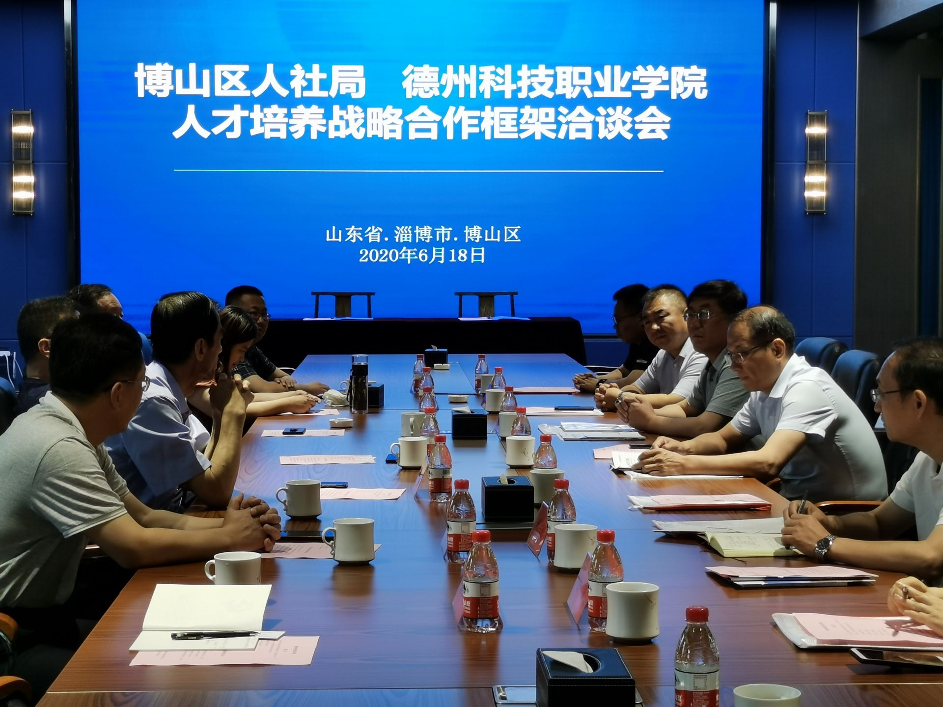 春季专场招聘会提供岗位1150个,1000多个岗位专场招聘会举行