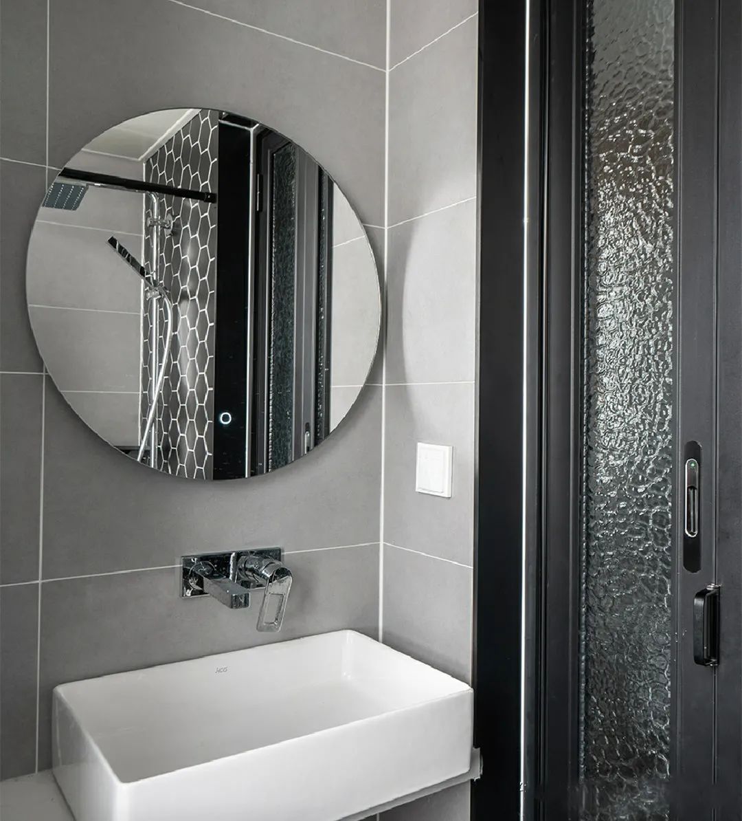 39平手枪房户型设计,双阳台手枪型三房如何改成四房