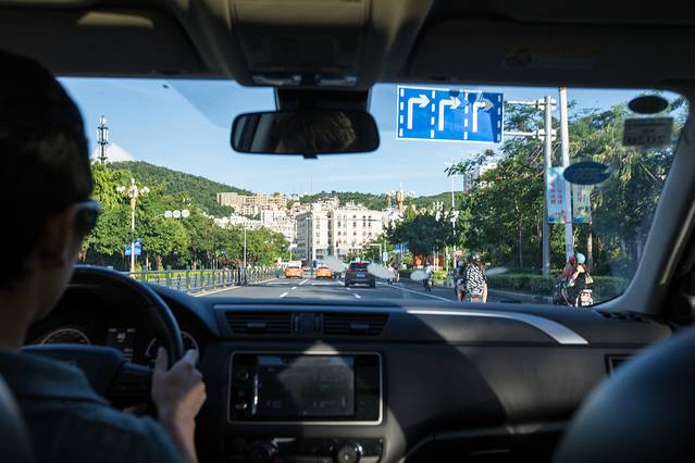 三亚泡酒店带三餐,三亚旅游吃海鲜攻略