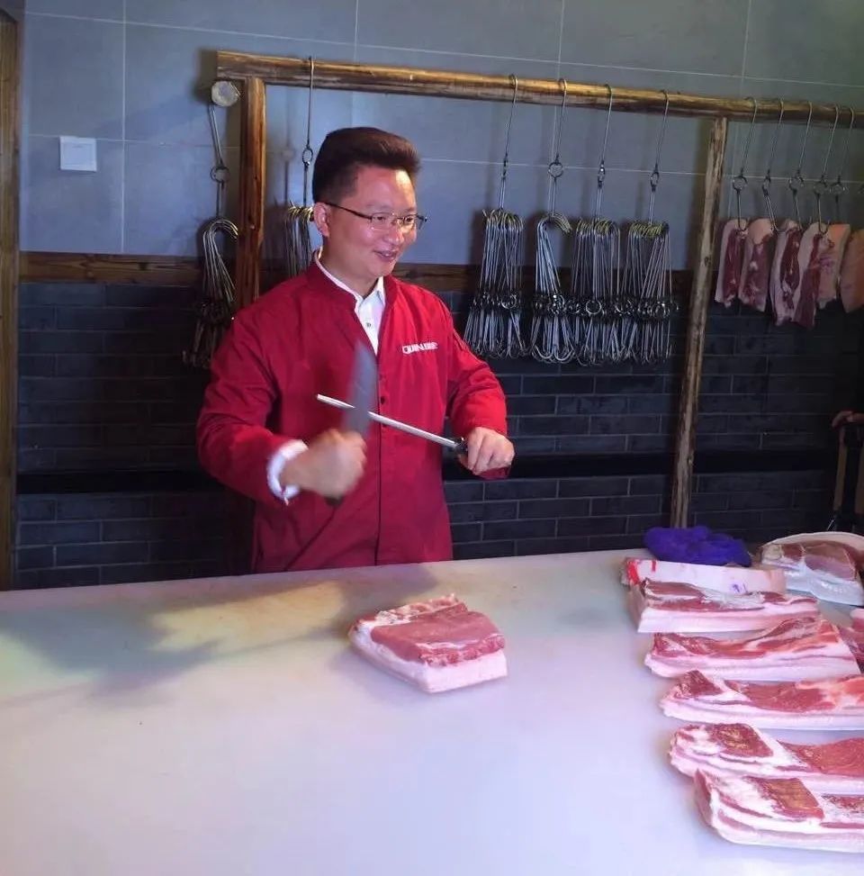 人称“西部土猪王”！他用12年时间，将土猪生意做到20亿元